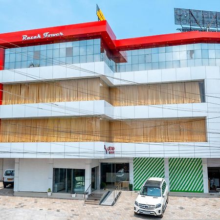 Metro Residency Hotel Tirur Екстериор снимка
