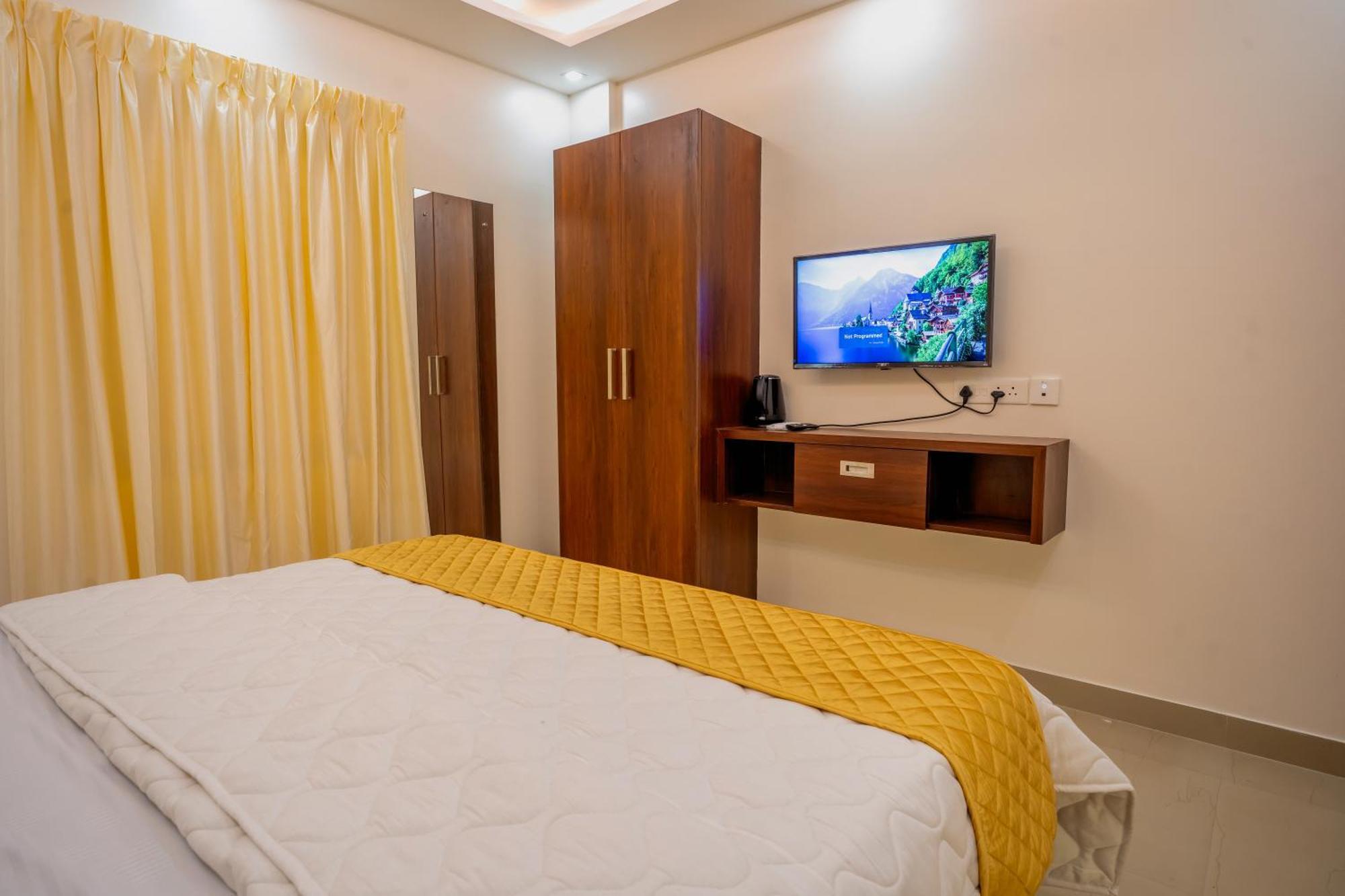 Metro Residency Hotel Tirur Екстериор снимка